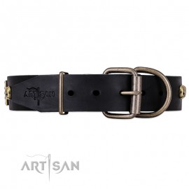 Schwarzes "Biker Style" Lederhalsband von FDT Artisan für Labrador 