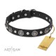 Sonnenblumen und Nieten Lederhalsband von FDT Artisan