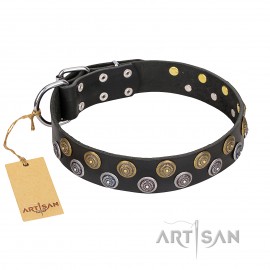 Black Leather Dog Collar with Circles "Romantic Breeze"